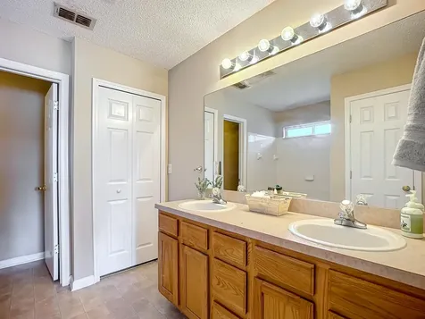 9581 Croxley Court Jacksonville FL 32244