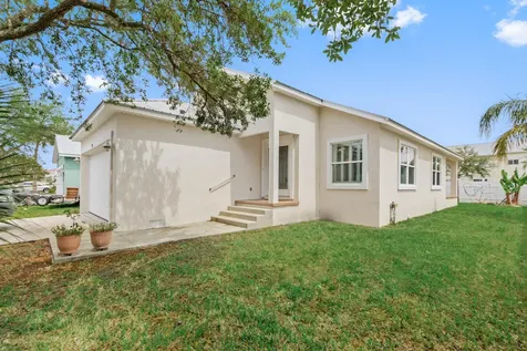 32 S Comares Avenue St Augustine FL 32080