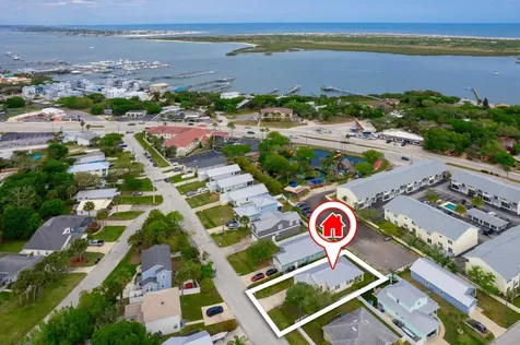 32 S Comares Avenue St Augustine FL 32080