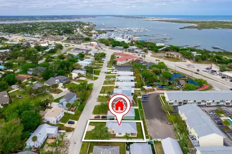 32 S Comares Avenue St Augustine FL 32080