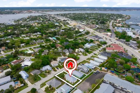 32 S Comares Avenue St Augustine FL 32080