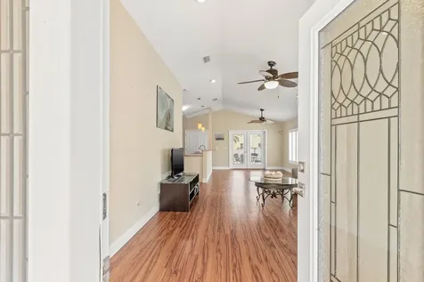 32 S Comares Avenue St Augustine FL 32080