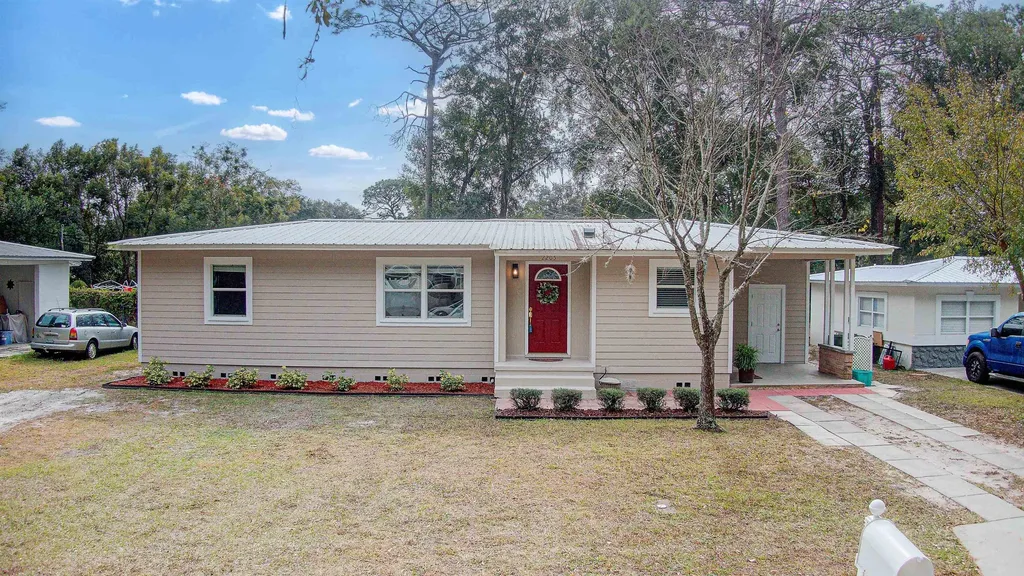 2205 Gillis Street Palatka FL 32177