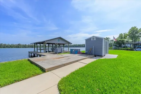 164 Moonlite Drive Welaka FL 32193