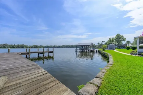164 Moonlite Drive Welaka FL 32193