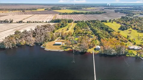 453 Federal Point Road East Palatka FL 32131