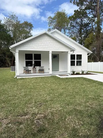 2867 N Seventh Street St Augustine FL 32084