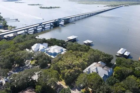 301 S La Crescenta Drive St Augustine FL 32080