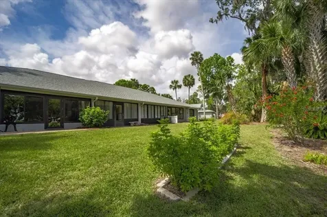 88 Lake Forest Place Palm Coast FL 32137