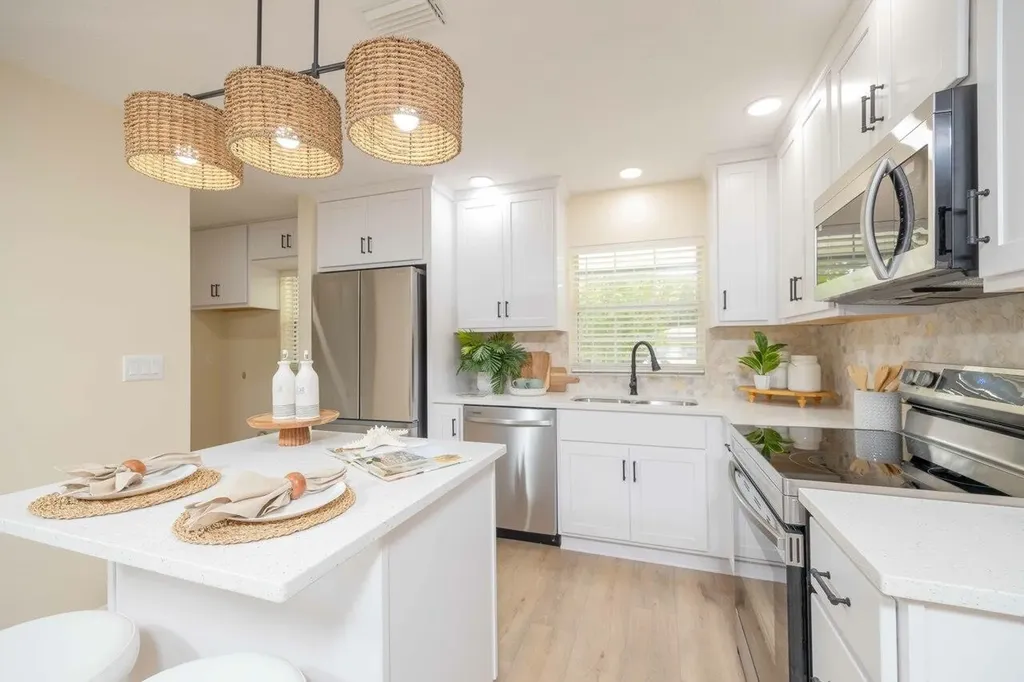 946 Espinado Avenue St Augustine FL 32086