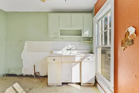 221 S 5th Street Palatka FL 32177