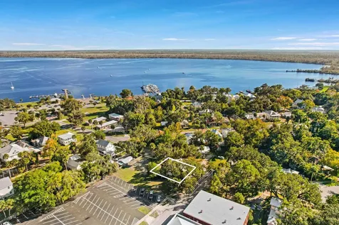 221 S 5th Street Palatka FL 32177