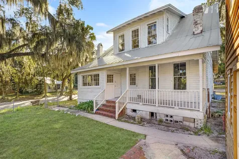 221 S 5th Street Palatka FL 32177