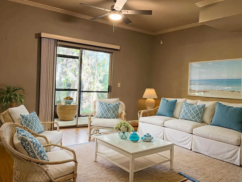 4302 W Belle Rive Jacksonville FL 32256-9650