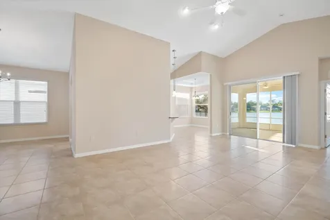 76 Park Place Circle Palm Coast FL 32164