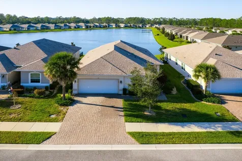 76 Park Place Circle Palm Coast FL 32164