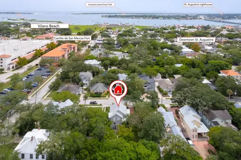 8 Sevilla Street St Augustine FL 32084