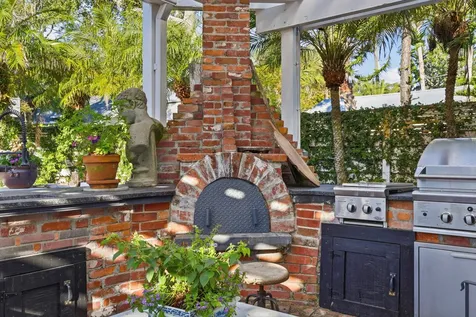 153 Washington Street St Augustine FL 32084