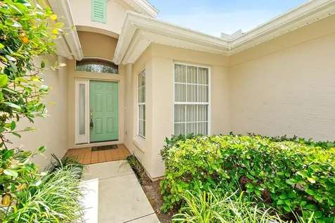 10 Chatham Place Palm Coast FL 32164