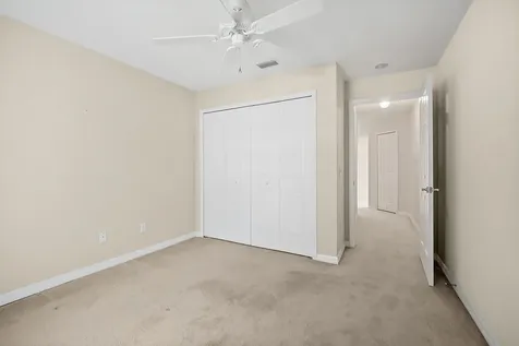 10 Chatham Place Palm Coast FL 32164