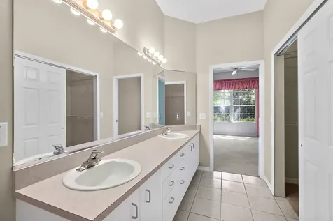 10 Chatham Place Palm Coast FL 32164