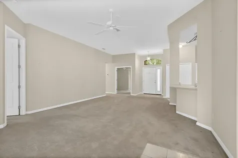 10 Chatham Place Palm Coast FL 32164