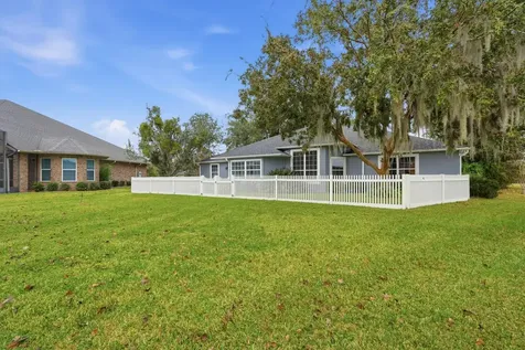 241 Crystal Cove Drive Palatka FL 32177