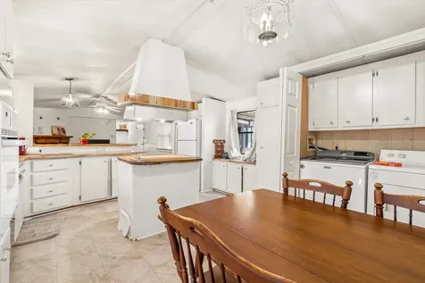 5994-1&2 Splendora Lane Jacksonville FL 32219