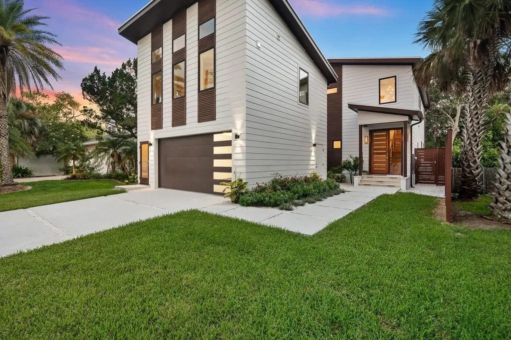 327 Minorca Avenue St Augustine FL 32080