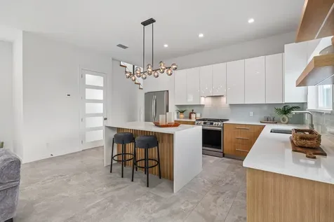 327 Minorca Avenue St Augustine FL 32080