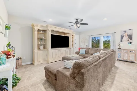 71 Barbosa Trail St Augustine FL 32095