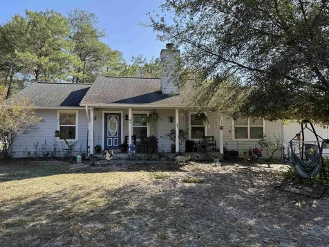 1134 Coral Farms Road Florahome FL 32140