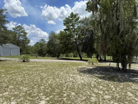 1134 Coral Farms Road Florahome FL 32140