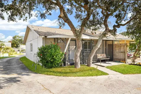 127 Rio Del Mar #C St Augustine FL 32080