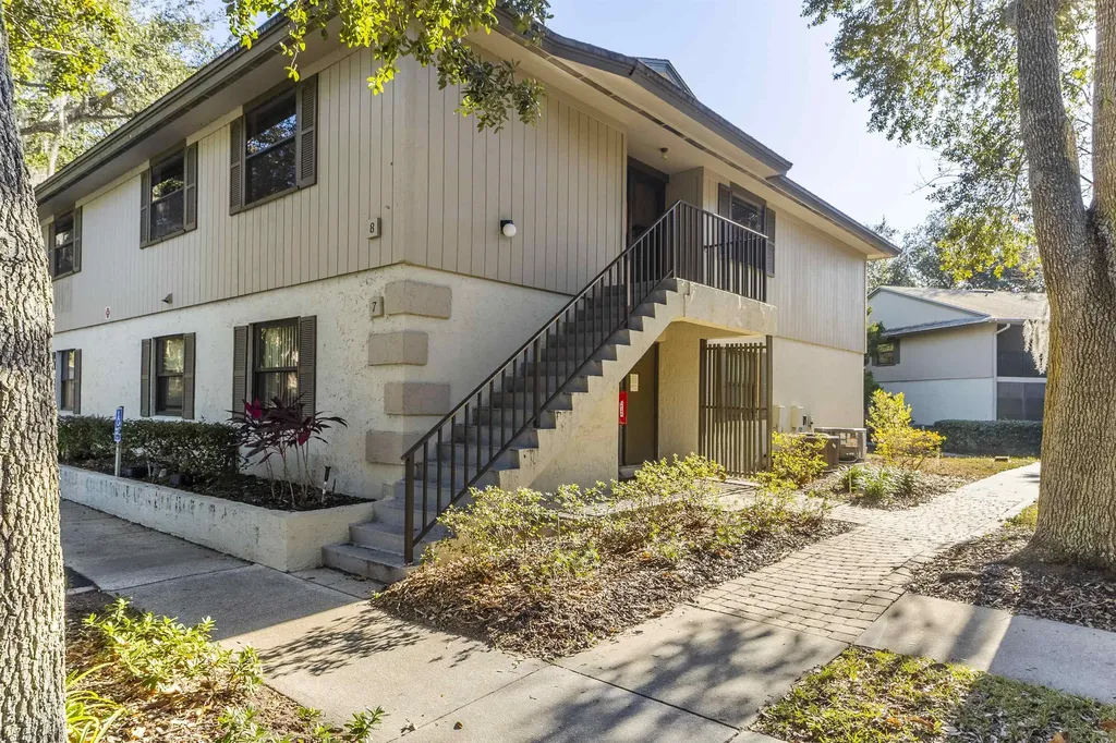 8 Catalonia Court St Augustine FL 32086