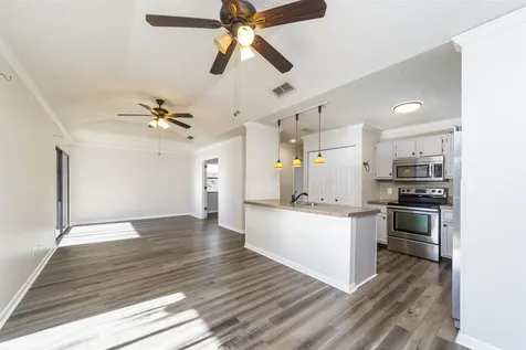 8 Catalonia Court St Augustine FL 32086