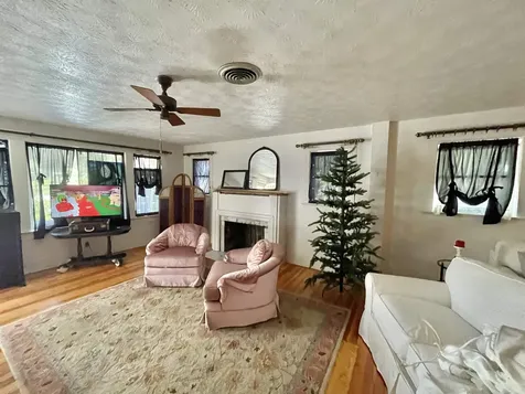 128 Magnolia Crescent City FL 32112