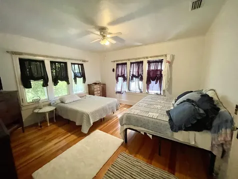 128 Magnolia Crescent City FL 32112