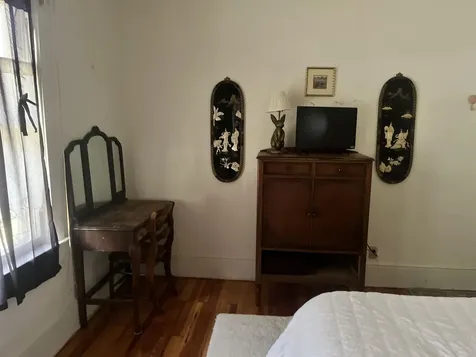 128 Magnolia Crescent City FL 32112