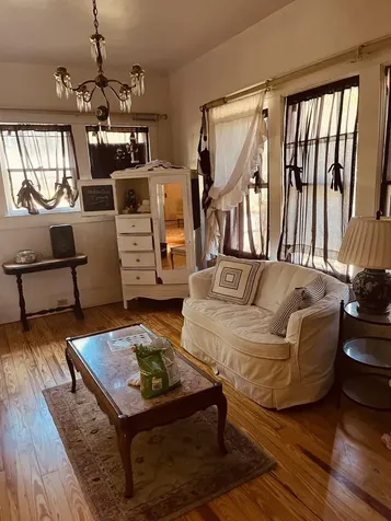 128 Magnolia Crescent City FL 32112