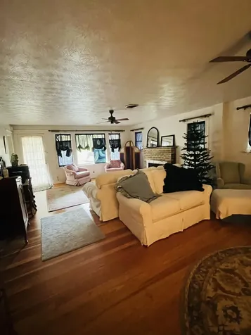 128 Magnolia Crescent City FL 32112