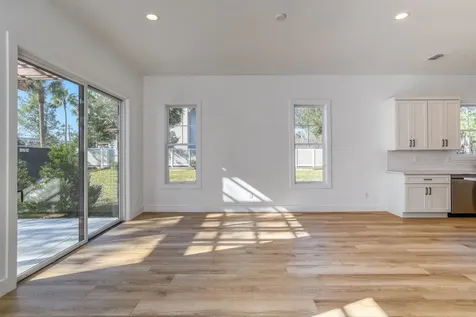 7 Sebastian Avenue St Augustine FL 32084-0000
