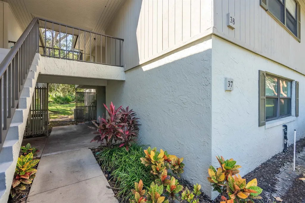 37 Tarragona Court St Augustine FL 32086