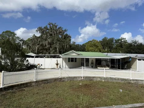 211 Cedar Creek Road Palatka FL 32177