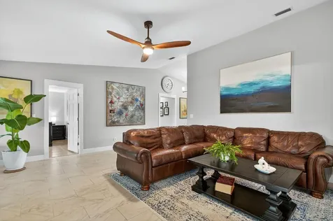 27 Oakmont Circle Ormond Beach FL 32174