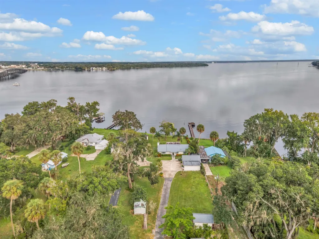 115 Sunset Point Road East Palatka FL 32131-4041
