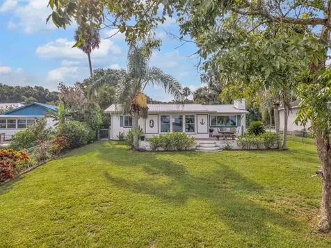 115 Sunset Point Road East Palatka FL 32131-4041