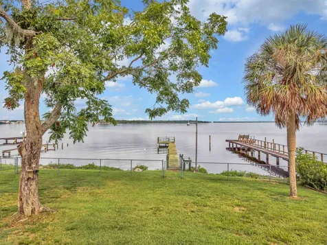 115 Sunset Point Road East Palatka FL 32131-4041