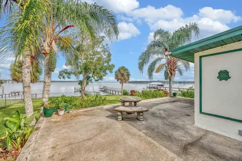 115 Sunset Point Road East Palatka FL 32131-4041