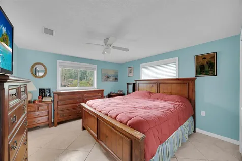 115 Sunset Point Road East Palatka FL 32131-4041